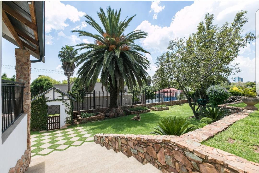 Old World Charm In The City Johannesburg Exterior photo